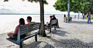 Pontos turísticos de Belém como o Ver-o-Peso, Estação das Docas, Ver-o-Rio e Portal da Amazônia têm entre os atrativos a paisagem composta também pela água de rio