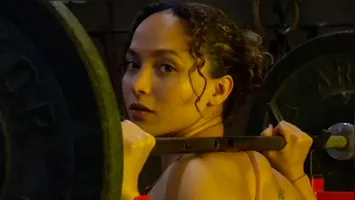Nayeli Clemente tinha 24 anos e passou mal depois de uma corrida sob calor de aproximadamente 38°C