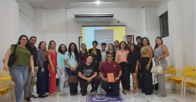 O evento reúne docentes, discentes e gestores dos cursos de Medicina, Direito, Psicologia e Enfermagem, em articulação com lideranças comunitárias.