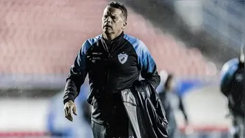 Técnico Claudinei Oliveira