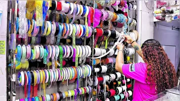 Procura por roupa e adereços juninos. Loja das Costureiras.