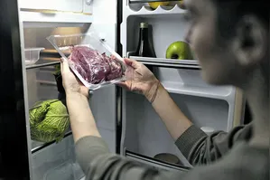 Todo alimento congelado possui um prazo específico de armazenamento, por isso fique atento