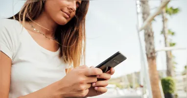 Celulares antigos podem ser reutilizados ajudando o meio-ambiente.