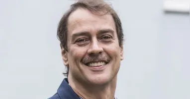 Com uma nova vida na Europa, Marcello Antony conta que filhos ganham muito bem com entregas por aplicativo,