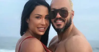 Casal relembrou o casamento no Domingão com Huck