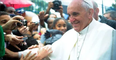 Famosos lamentam morte de papa Francisco.