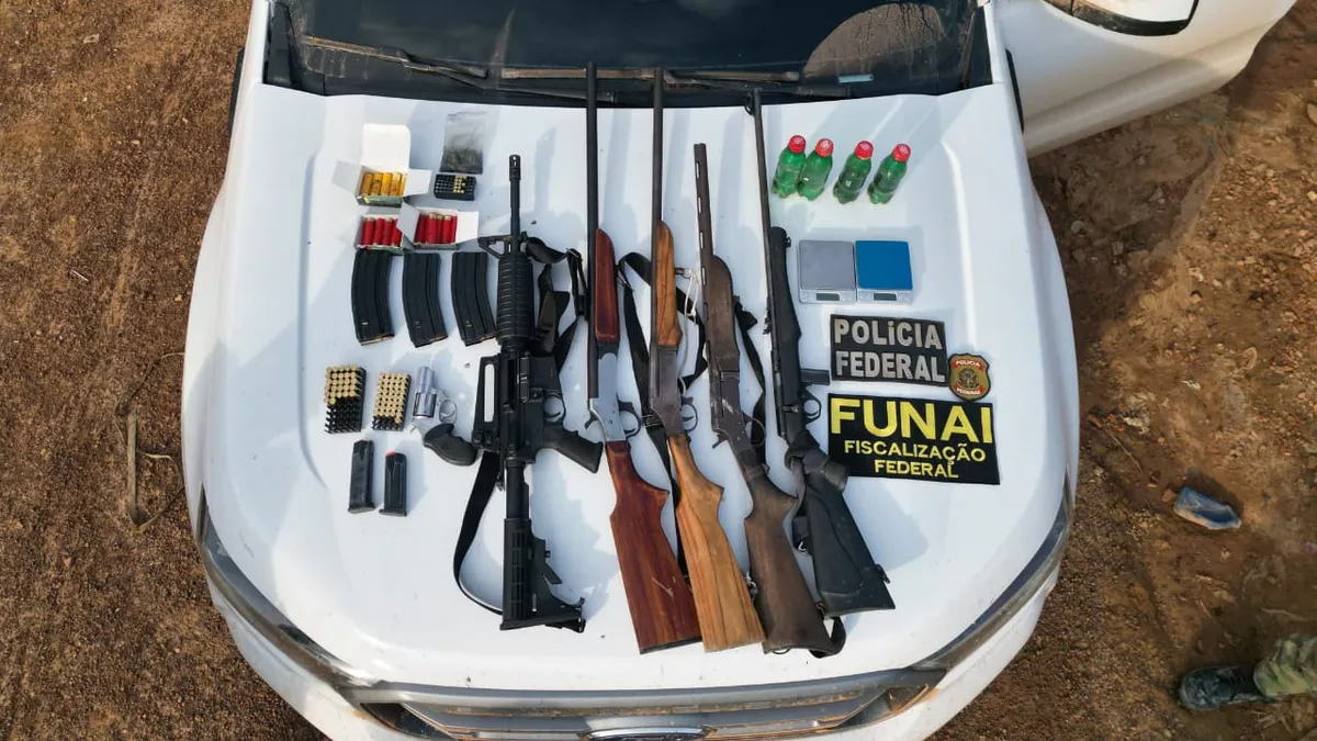 Imagem ilustrativa da notícia Vídeo: Fuzil e munições são apreendidos em terra indígena