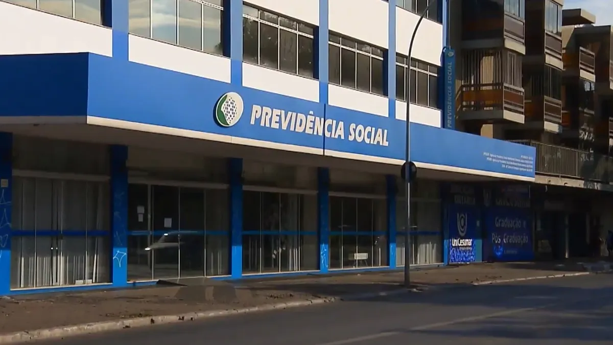 Imagem ilustrativa da notícia Concurso: INSS anuncia concurso com 1000 vagas para analista