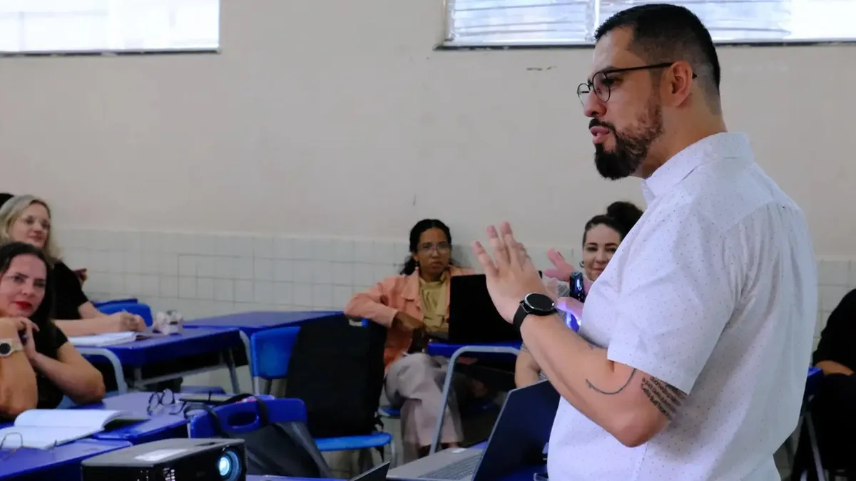 Imagem ilustrativa da notícia Professores participam de formação regional em Marabá