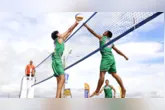 Lance da decisão masculina do I Circuito Portelense de Vôlei de Praia.