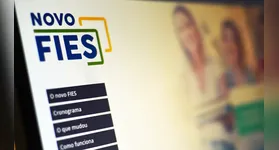 O Fies é o programa do governo federal que concede financiamento a estudantes para cursarem graduação em instituições privadas