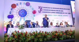Brasil alcança taxa de transmissão vertical do HIV abaixo de 2% e busca certificação internacional.