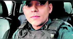 O PM morreu ao ser atingido por um tiro disparado por criminosos.