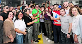 O governador Helder e a vice Hana durante a entrega oficial da escola, que vai atender mais de 500 alunos do ensino médio