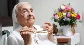 Inah Canabarro Lucas nasceu em 1908, vivendo durante a pandemia de gripe espanhola, as duas Guerras Mundiais e outros fatos históricos.