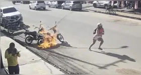 As cenas foram registrada por câmeras de segurança