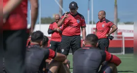Cláudio Tencati não é mais técnico do Atlético-GO