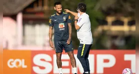 Treinador trabalhou com o camisa 10 na Seleção