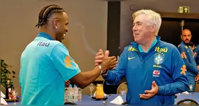 Vini Jr. e Ancelotti se reecontraram, agora no Brasil