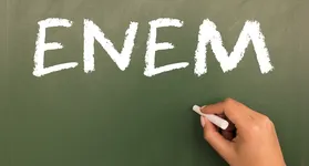 O prazo para solicitação da isenção da taxa de inscrição do Exame Nacional do Ensino Médio (Enem) 2025 foi prorrogado até o dia 2 de maio.