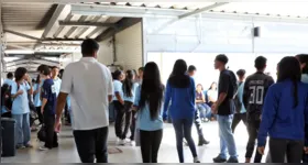 Os pagamentos do segundo incentivo-frequência do ano começaram em 26 de maio, conforme o mês de nascimento dos estudantes que estão matriculados em uma das três séries do ensino médio da rede pública de ensino.