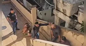 Irmãos foram presos e polícia não descarta homicídio; caso aconteceu no Rio de Janeiro