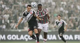 O Vasco saiu na frente, mas o Fluminense reagiu e saiu com a vitória no clássico carioca.