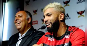 Gabigol e Marcos Braz na apresentação do atacante no Flamengo