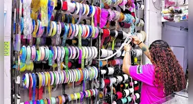 Procura por roupa e adereços juninos. Loja das Costureiras.