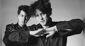 Imagem ilustrativa da notícia Cured: Lol Tolhurst abre a alma e os bastidores do The Cure