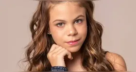 Atriz mirim morre após diagnóstico tardio de câncer no cérebro.