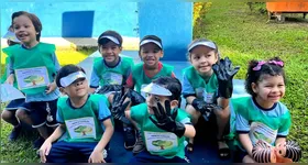 Crianças participam de ações de educação ambiental no bairro do Maracangalha.