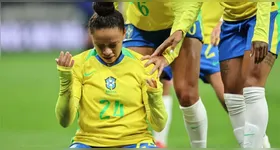 A performance de Dudinha chamou a atenção não apenas da ídola Formiga, como também de Marta, que elogiou publicamente o talento da jogadora.