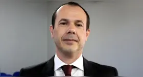 O magistrado alegou que recebeu a quantia da esposa, Mara Patrícia para custear sessões com um pai de santo para realizar o "desenvolvimento espiritual e religioso".