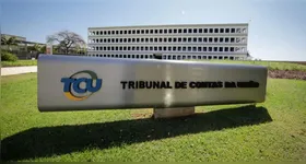 Hora de estudar para o concurso do TCU