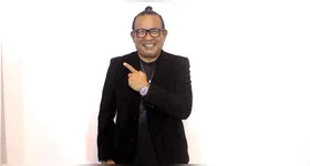 Com uma carreira consolidada, Kim vem se destacando como um dos nomes mais respeitados da cena brega contemporânea.