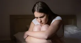 Prática que viola consentimentos afeta saúde mental das vítimas.