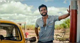 Wagner Moura é o primeiro brasileiro a vencer o prêmio de melhor ator no festival