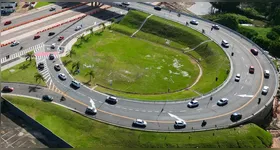 A obra representa um avanço significativo para a mobilidade urbana na região.