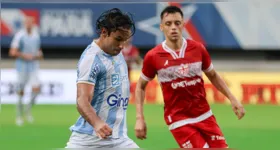 Com um homem a menos na reta final do segundo tempo, o Paysandu acabou não saindo do empate com o CRB, no Mangueirão.