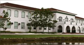 Entre as denúncias estão a suposta indicação irregular do Conselho Universitário (Consun) e o registro da chapa da atual reitora, que violaria o estatuto da consulta pública.