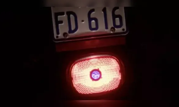 Imagem ilustrativa da imagem Entenda porque motociclistas voltaram a usar pontos azuis nas lanternas traseiras