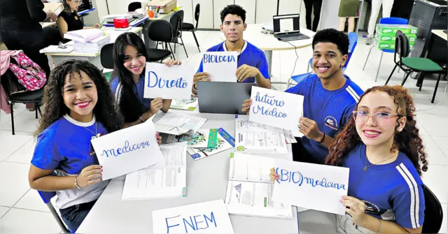 Imagem ilustrativa da notícia Jovens se preparam para o Enem e sonham com o futuro