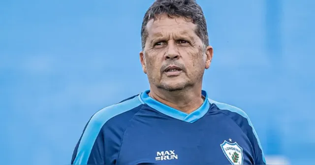 Imagem ilustrativa da notícia Claudinei Oliveira, ex-Londrina, novo técnico do Paysandu