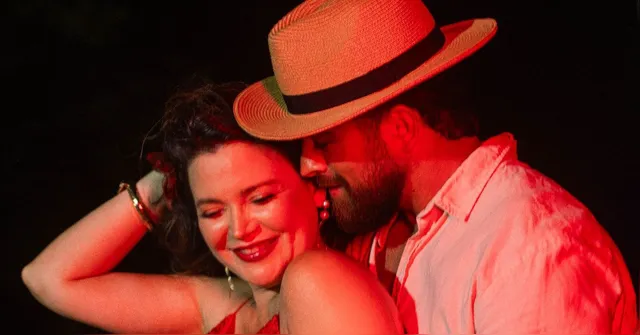 Imagem ilustrativa da notícia Liz Amazônia lança clipe da canção "Boto Loiro"