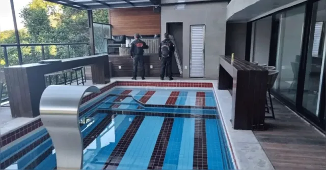 Imagem ilustrativa da notícia Líder do CV do Ceará que escapou da polícia vive em mansão na Rocinha 