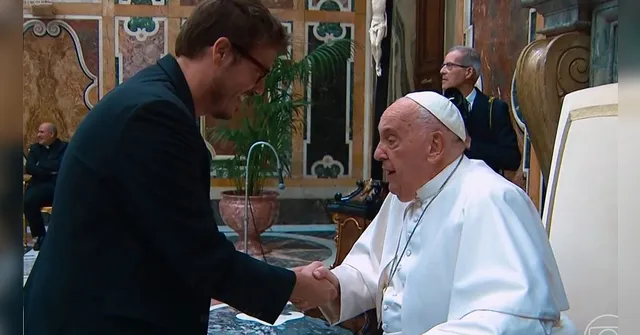 Imagem ilustrativa da notícia De Porchat a Caetano: famosos brasileiros que visitaram o papa
