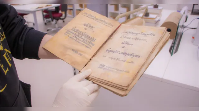 Imagem ilustrativa da notícia Polícia investiga roubo de livros raros de bibliotecas no Brasil