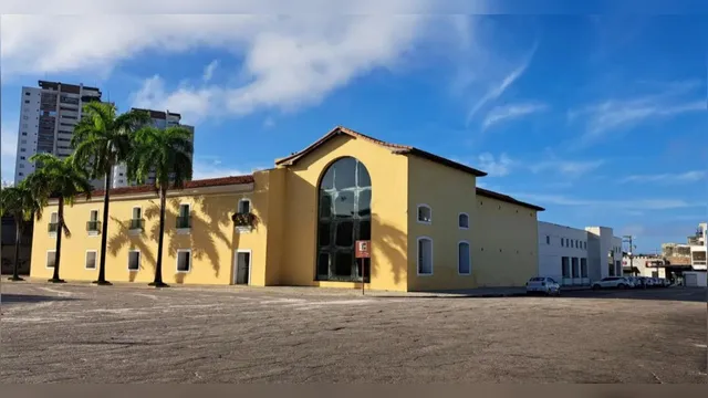 Imagem ilustrativa da notícia São José Liberto recebe lançamento do quadrinho "Democracia" de Lucas Quaresma