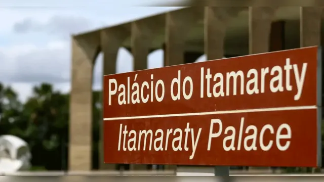 Imagem ilustrativa da notícia Itamaraty abre 50 vagas com salário de R$ 22,5 mil; edital já disponível